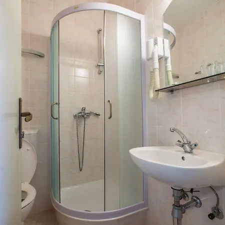 Split - Free Parking Included Casa de hóspedes