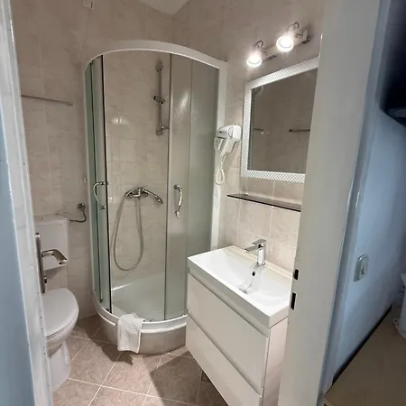 Pensionat Beach Rooms Split 3*