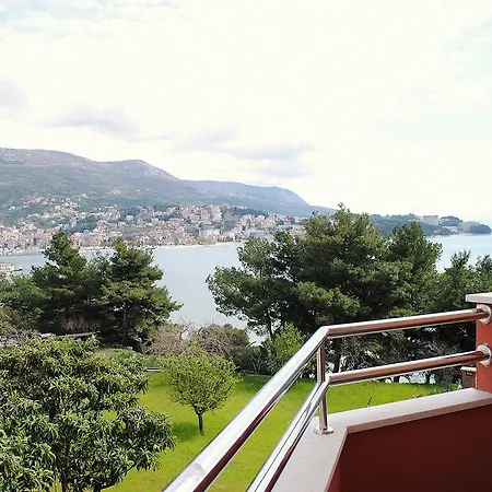 Split Guest house